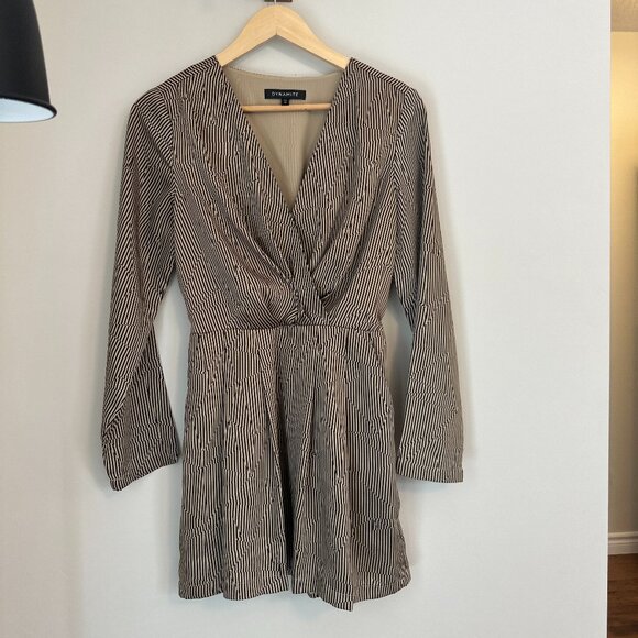 Dynamite short dress - Long sleeve - Size Small - Picture 1 of 8